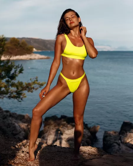 Neon // Ivoneta Mitrea