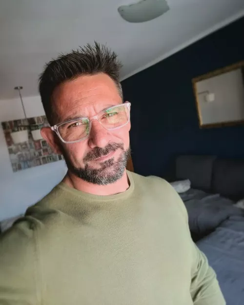 New glasses - I can see you better now