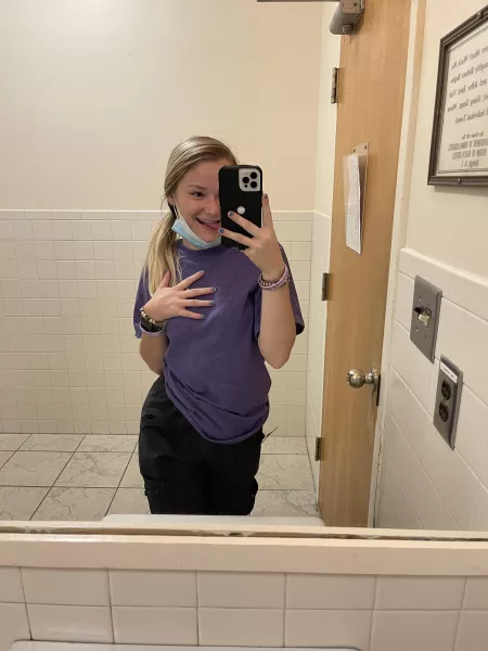 night shift nurses are more fun 😜