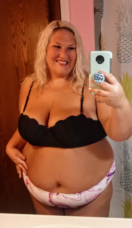 No need to dry my hair because I'm going swimming ❤️