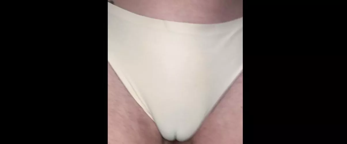 No VPL but I do have a cameltoe 🔥