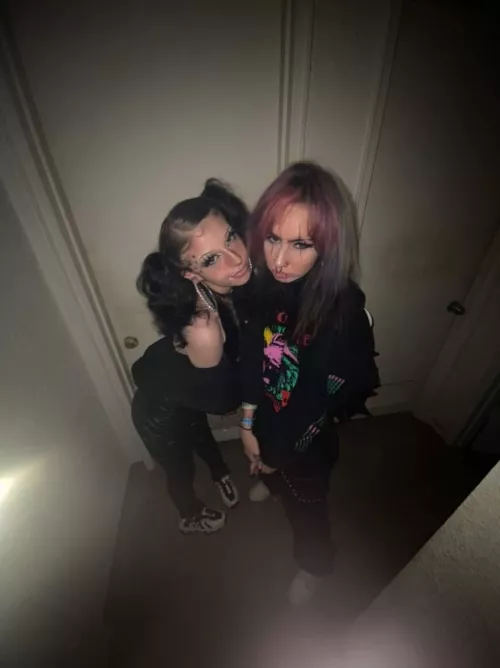 not a nude post but i wanted you to see me and my friend <3