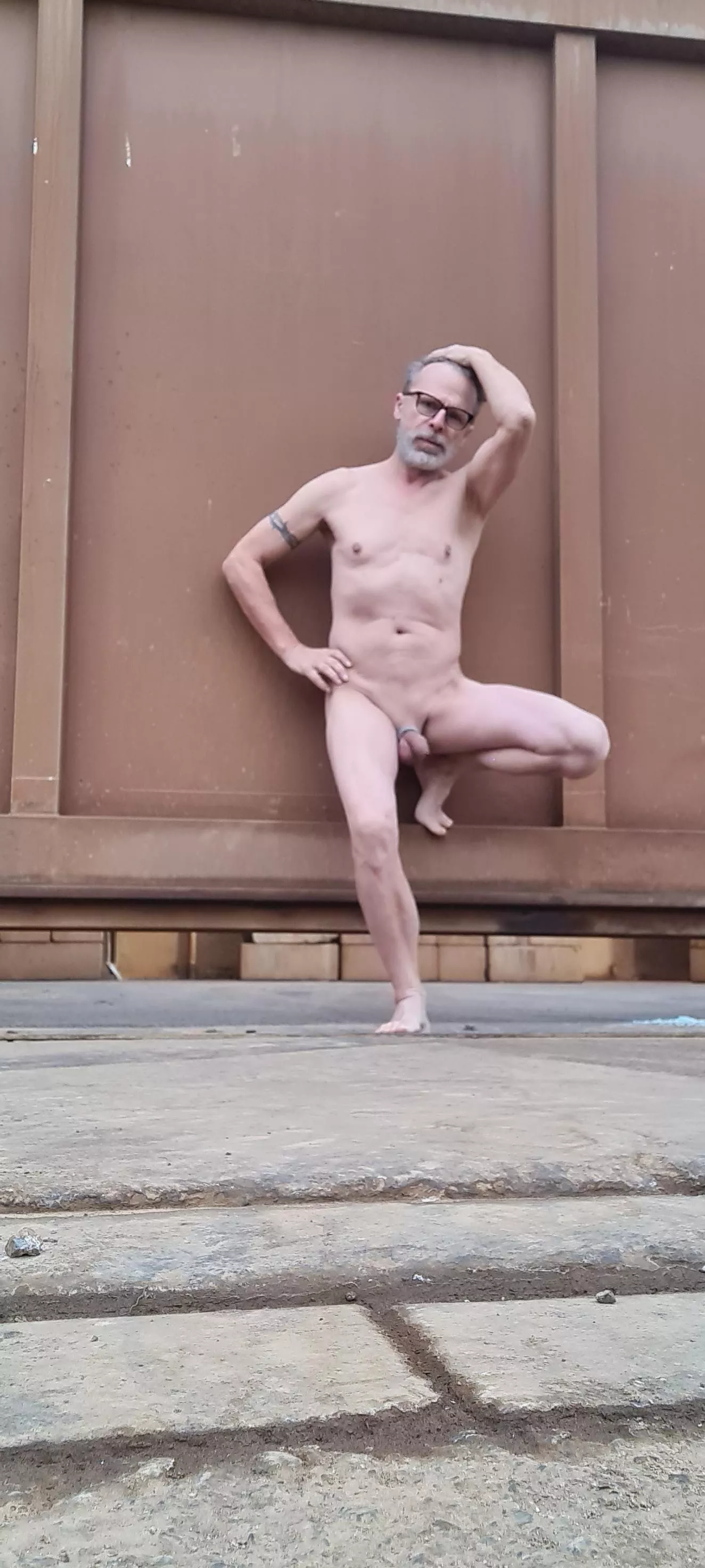 nude outdoor
