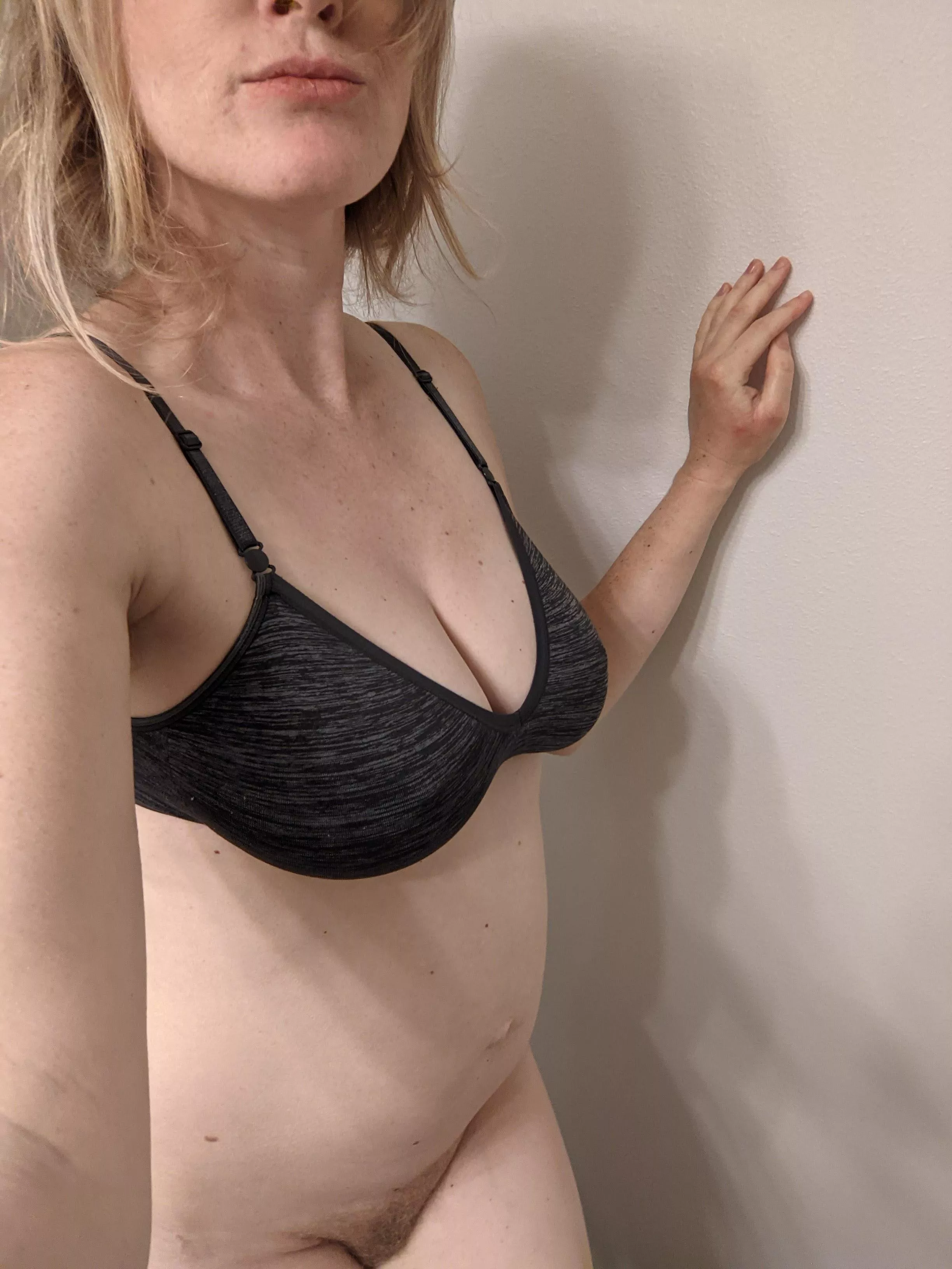 🔥Offering a free 7 days on my OF 🥵 But only the first 10 Subs! No PPV and very engaging 😘 Open to customs 🤰🏼🥥🍆💦 Cum see me there 💕 🔥Offering a free 7 days on my OF 🥵 But only the first 10 Subs! No PPV and very engaging 😘 Open to customs 🤰🏼🥥🍆💦 Cum see me there 💕