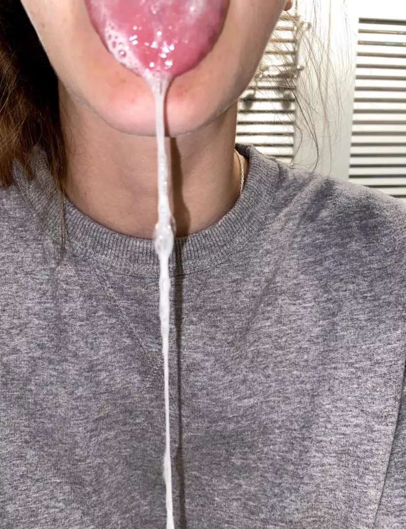 Open wide😮