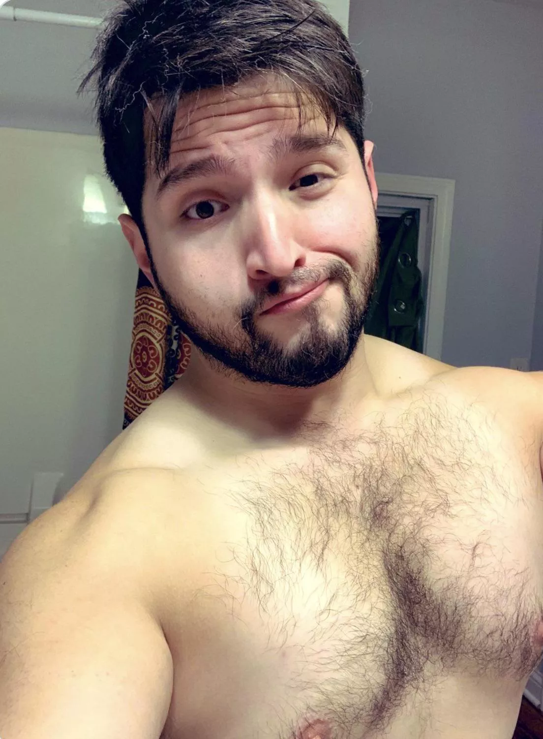 Out of the shower … just a Midwest muscle bear looking for his tall handsome daddy to snuggle and maybe ride and and get comfy with! Dominate bottom here a short dork with a bubble butt 😂 Out of the shower … just a Midwest muscle bear looking for his tall handsome daddy to snuggle and maybe ride and and get comfy with! Dominate bottom here a short dork with a bubble butt 😂