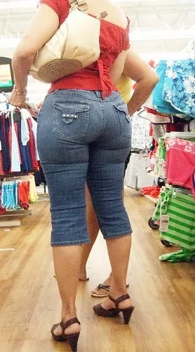 Painted on 💯🍑