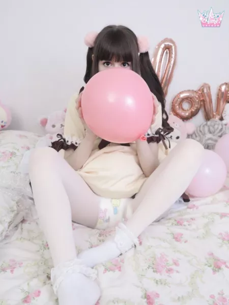 Pink balloon 💞🎈
