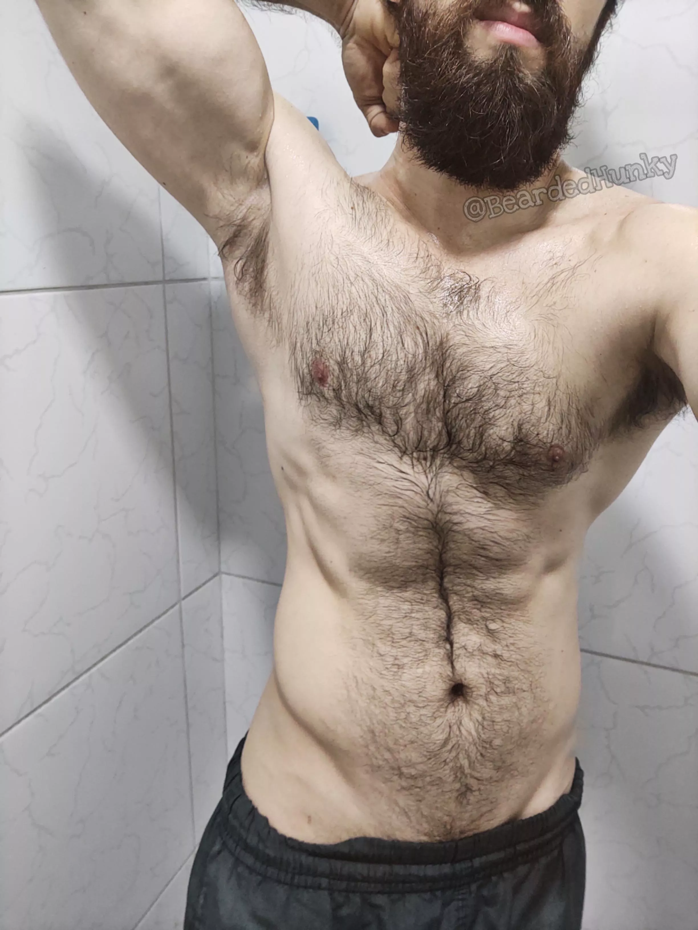 Post workout, so sniffy 😈🤤