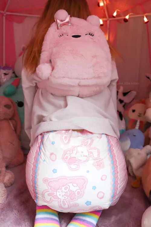 POV: we’re going on an adventure but I can’t decide which stuffie I should take with me 👉🏻👈🏻