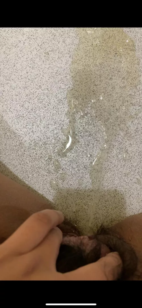 public pees feel so naughty