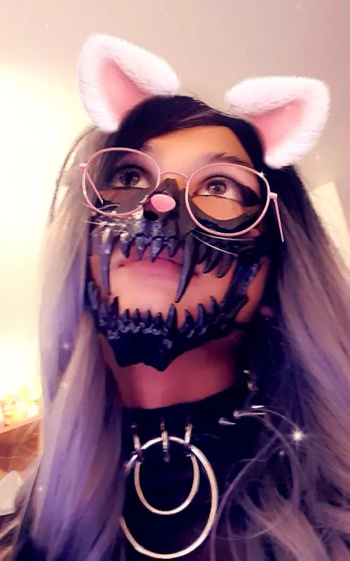 Pwease let me murder you? I have squishy thighs so you will suffocate between them! 👉👈