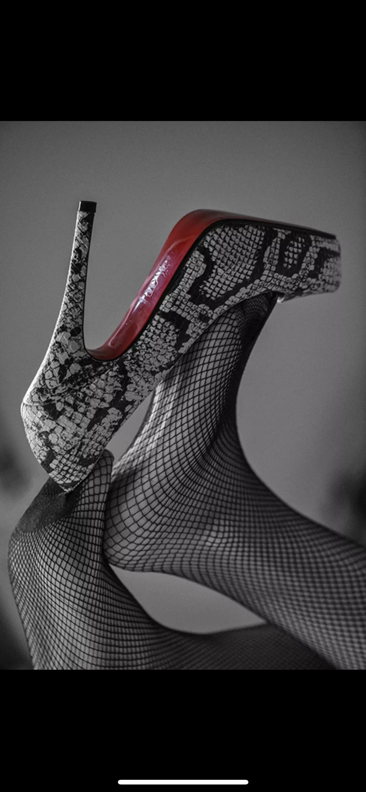 Queen of the heels, Louboutin