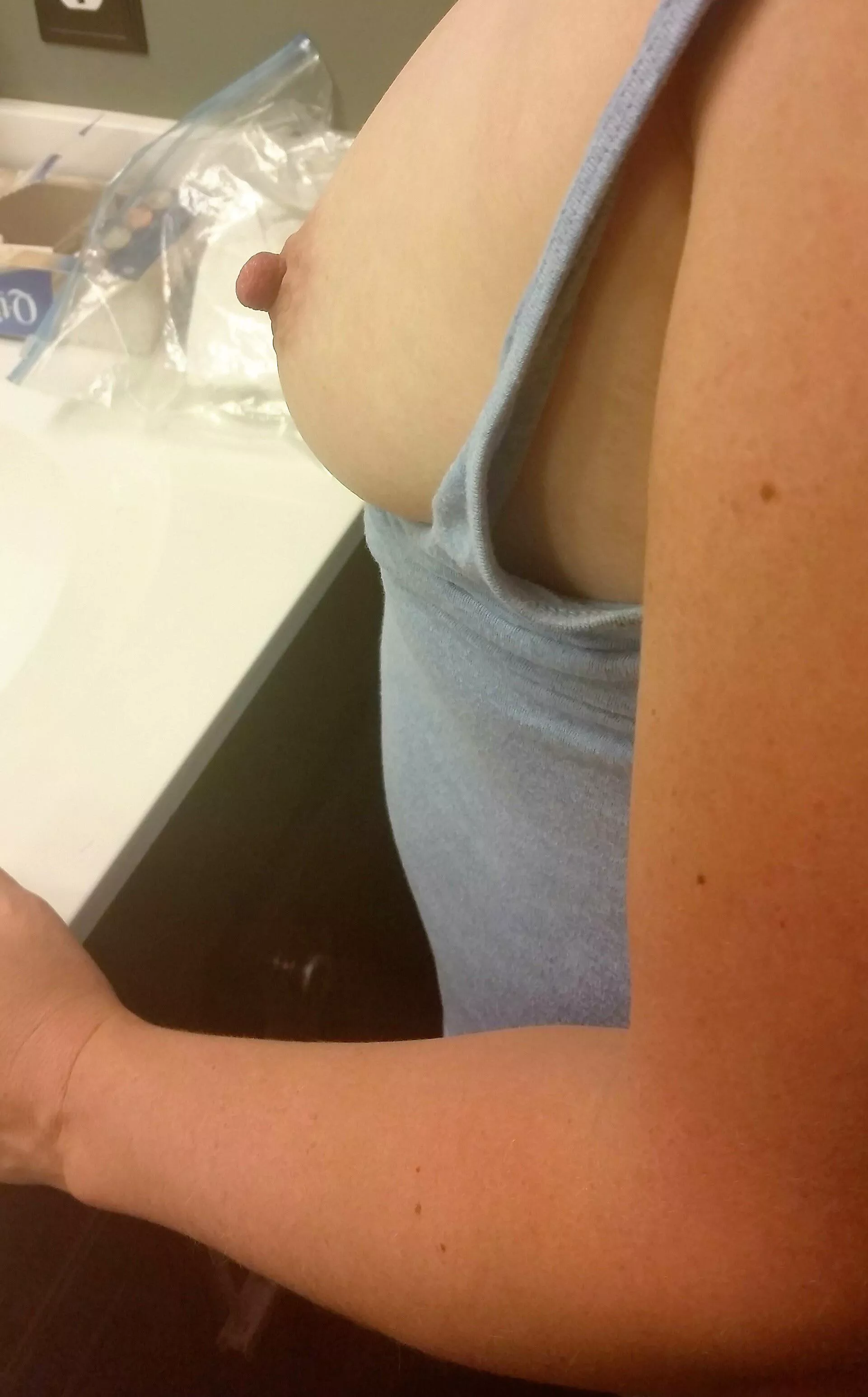 Real couple, seeking same for trading, truth or dare, and other shenanigans. FindersChr1s on Kik. Let’s have fun. Real couple, seeking same for trading, truth or dare, and other shenanigans. FindersChr1s on Kik. Let’s have fun.
