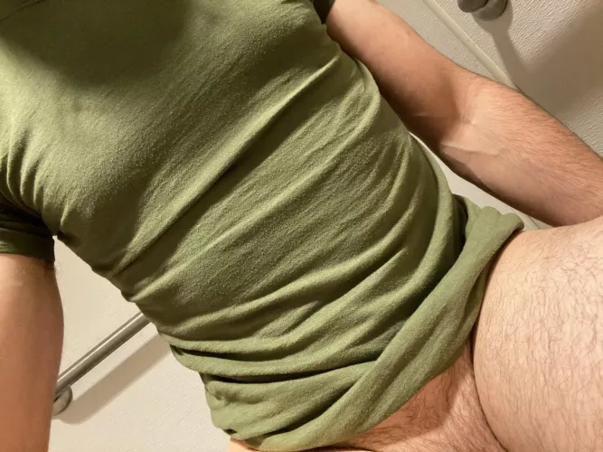 Really hope someone in here is in my unit… (hint: I’m on a det right now and leaving to go hole in less than a week) hit me up!!