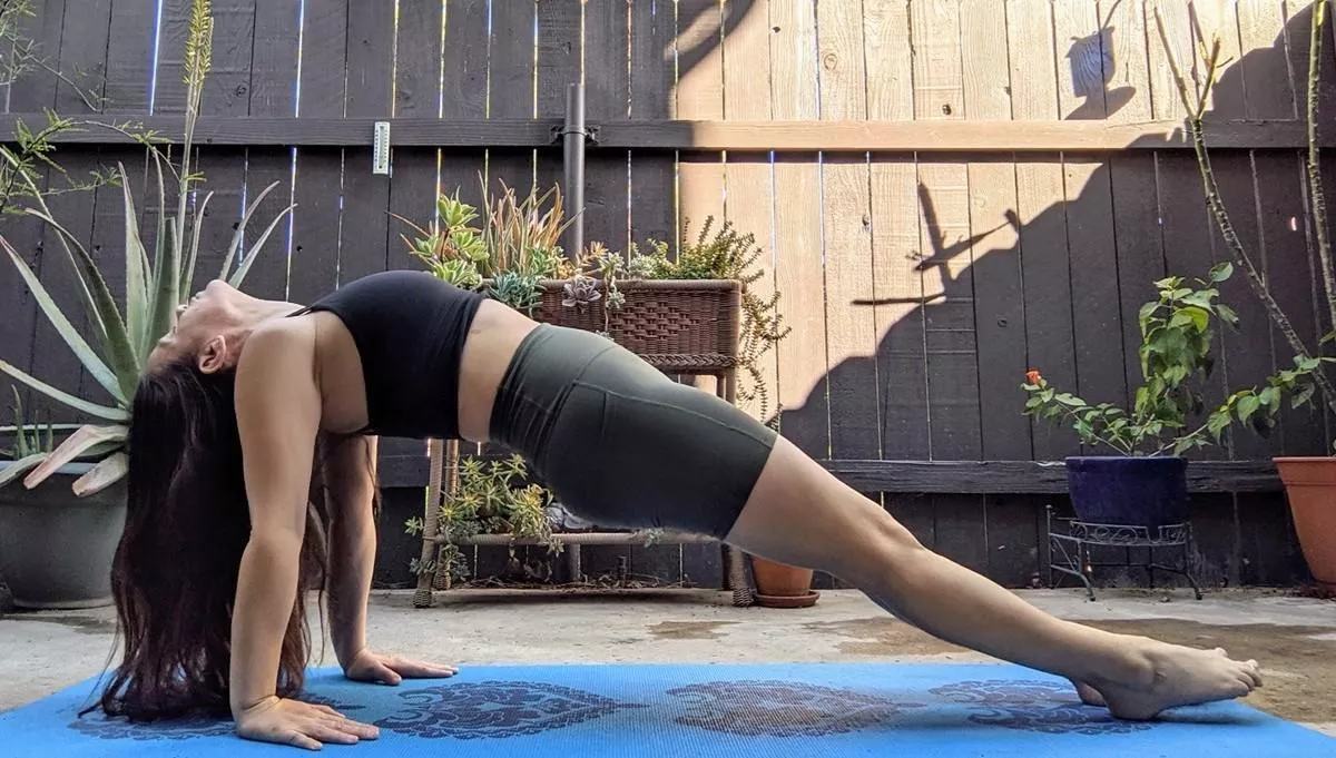 Reverse plank- opens up the throat chakra, heart and third eye too 😉 Reverse plank- opens up the throat chakra, heart and third eye too 😉