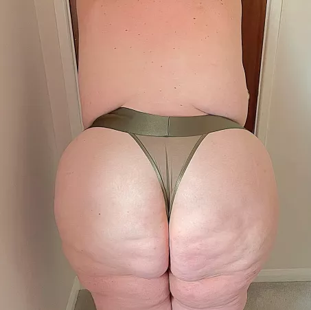 Same ass, different panties 😘😏😜