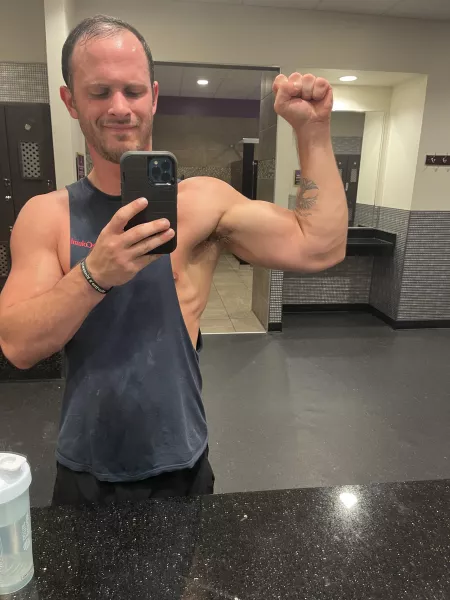 See the sweat? Imagine what they taste like 😈