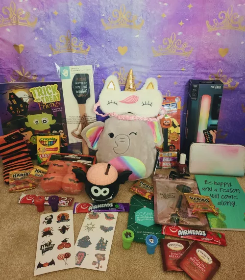 Self care mystery boxes with a spooky twist!! Halloween tattoos, stickers, stamps, coloring books & so much more!! *Link in comments* *Message me here after you order for a special treat to be included in your order!!*