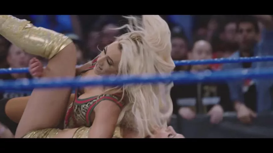Sexy Carmella