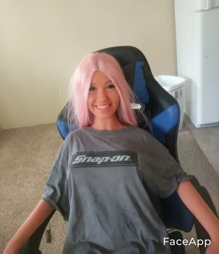 She's here folks! Everyone welcome Carly to the group!