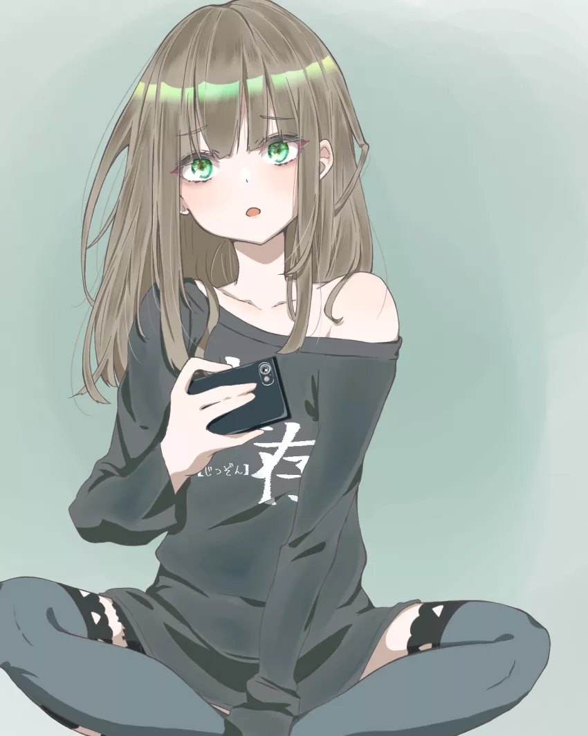 Simple but adorable! 🥰 And one can never have too many oversized tees 🤭 (mayu-mayu1026)