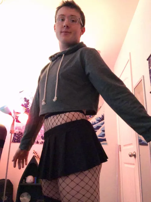 Skirts a little too short to go out in lol but it’s fun to wear