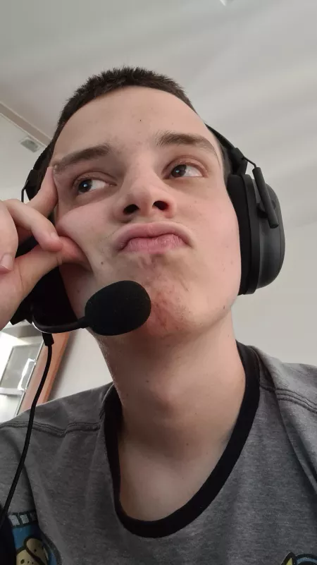 Slow day at work 🥱