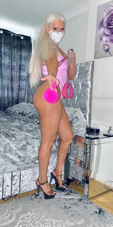 Sluts should always match their mistress, and pink bunnies are the perfect sluts…get your pink little ass ready for me