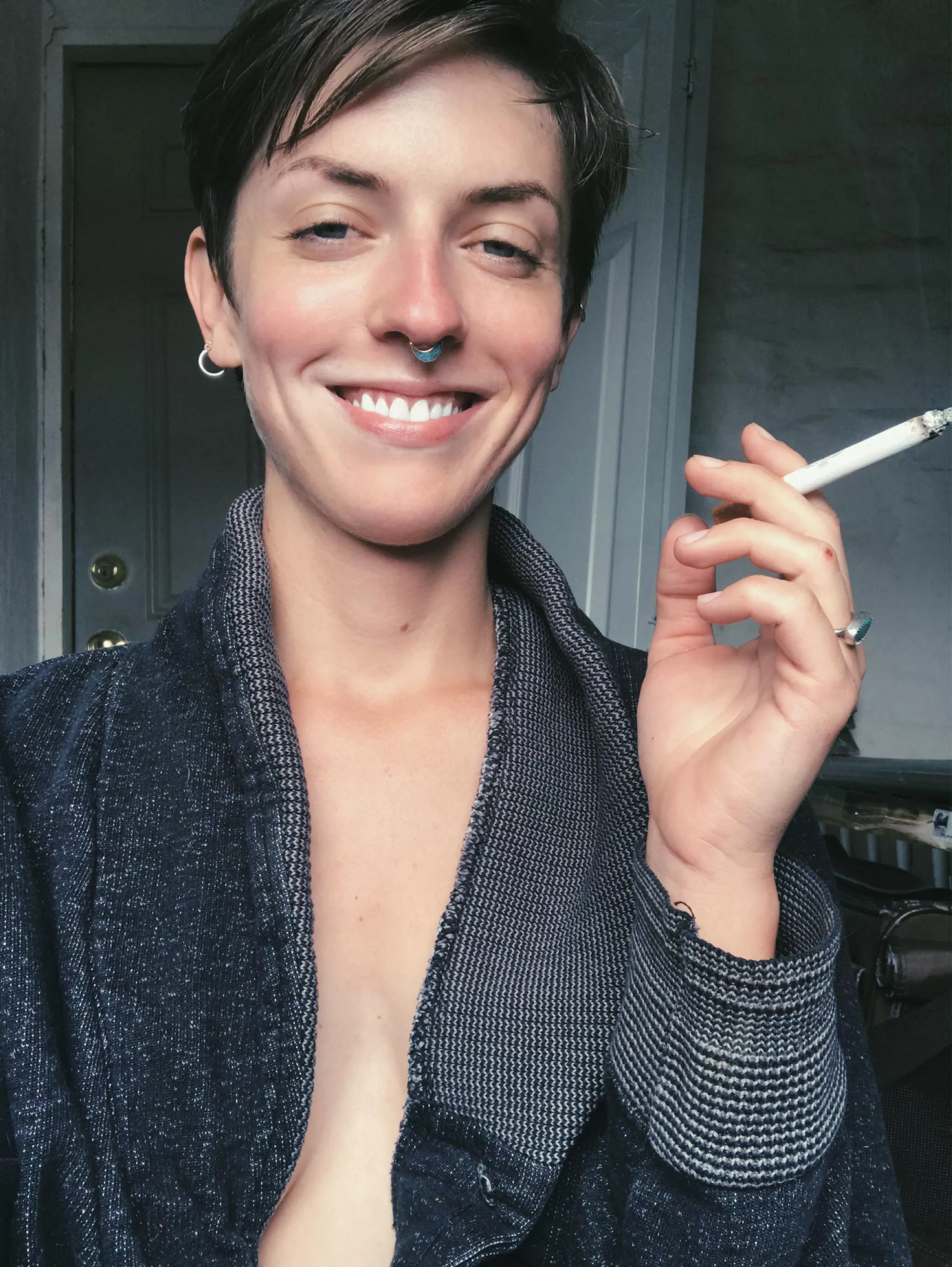 Smiles like this are made only by multi orgasmic babes in that juicy afterglow ✨ Smiles like this are made only by multi orgasmic babes in that juicy afterglow ✨