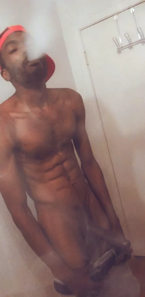 Smoke my pole 😈🍆