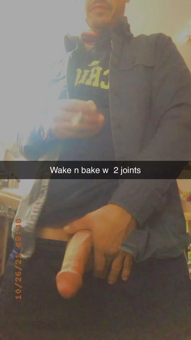 Smoke two joints in the [M]orning🎼