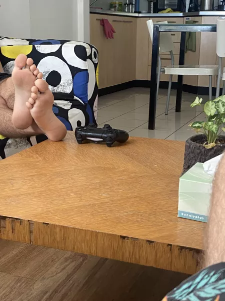 Snapped my housemates feet again…your welcome