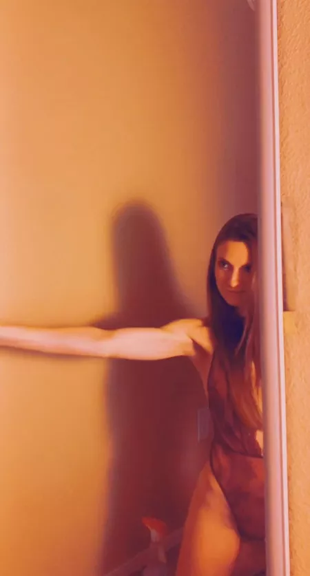 Sneak peak of my latest clip! 🙈🙈 check out my new page 💋 https://onlyfans.com/selfmadebeauty