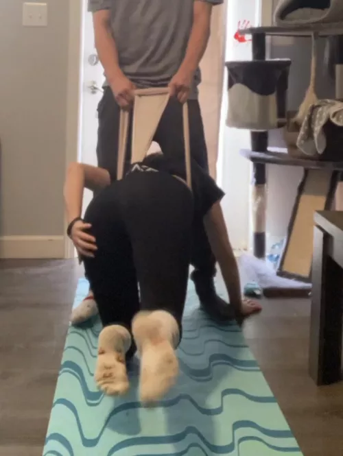 snuck up on me during yoga and gave me the hardest wedgie🥵