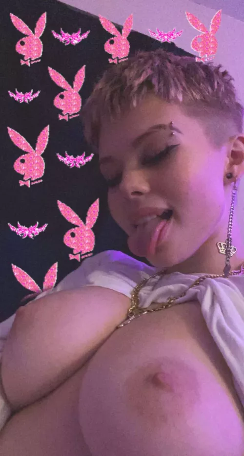 Some of you enjoyed my first post, rate another🙈😏😘??