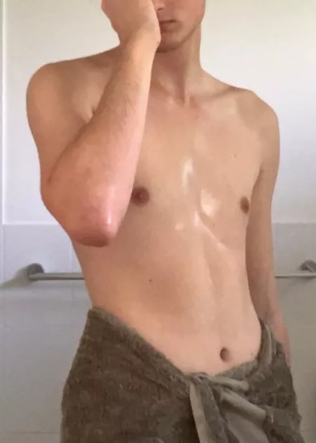 Somehow got out the shower dirtier than before.. 🥵