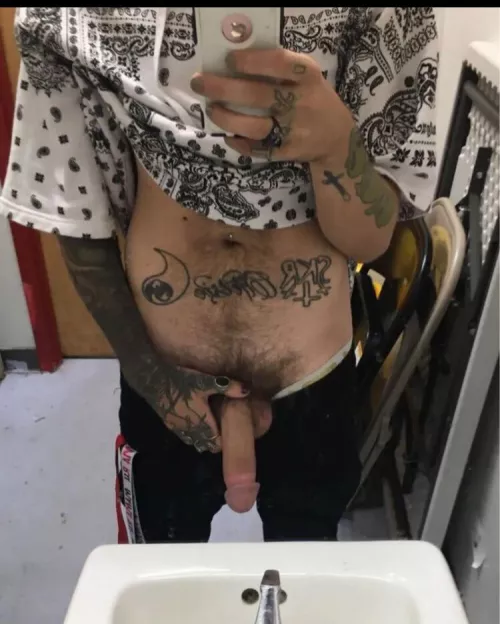 Sometimes I just get too horny to not whip my dick out and bust a load, even at work😏 dms open 😈