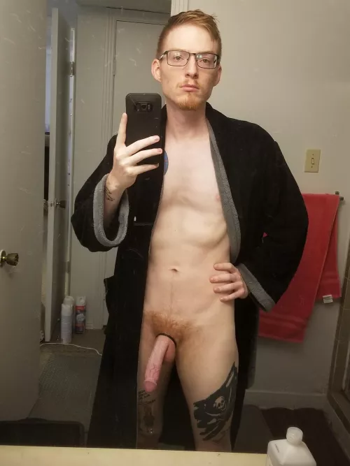 Starting to get colder around here, someone want to come keep my cock warm for the winter? 😜