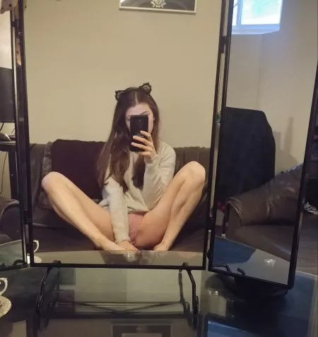 still alive but vvv cold❄