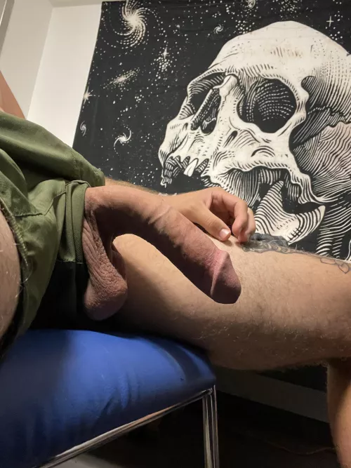 Straight, bi, gay… who would give it a try?