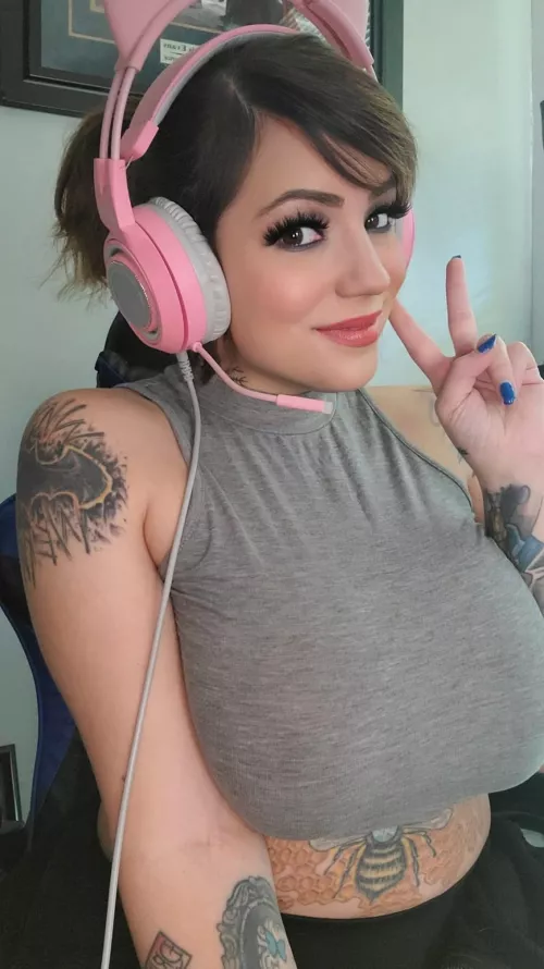 Streamer Girl