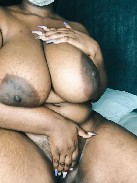 ✨Subscribe to my Onlyfans for only $3 and get a month FREE subscription!!! ❤️ . Check my pinned post for the link