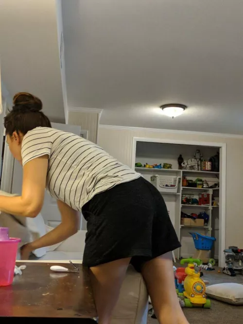 Swapping pics of my my milf. Looking for other married guys who want to swap pics of their wife. Mom bods and natural bods. Must be able to show face. Bonus if you want to stroke together on vid chat on telegram