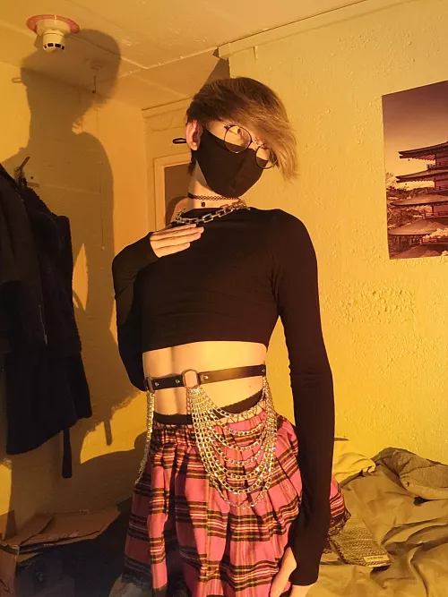 Thank you for all the love on my last post!! I can keep 'em coming if people want to see more :3