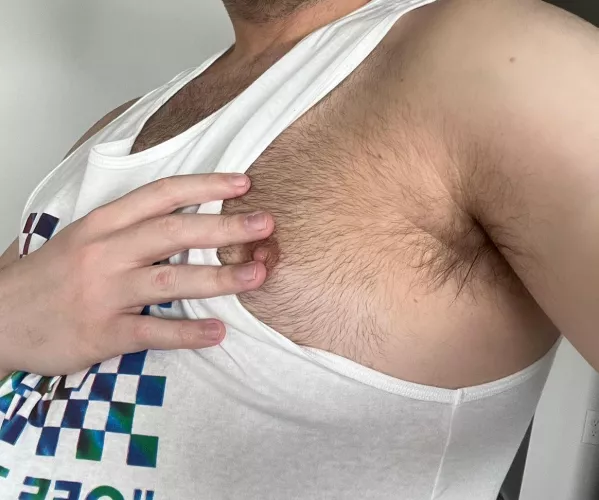 That nipple touch though 😏