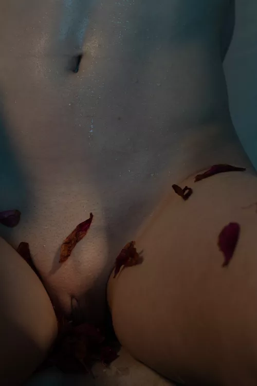 the art of beautiful nudity🍓