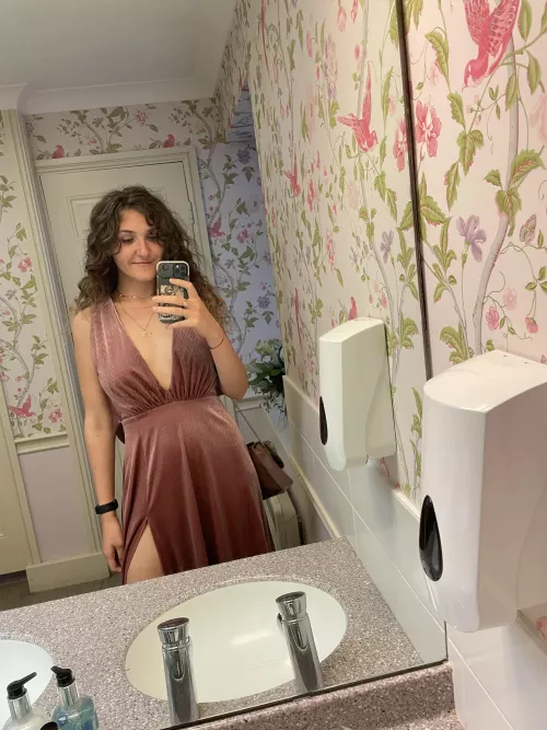 the bathroom kinda matched my dress 🥰