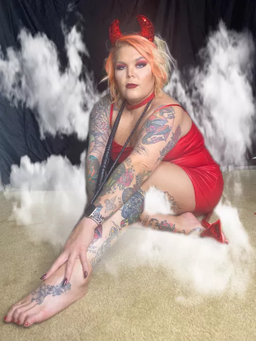 the devils came to town for your dick 😈