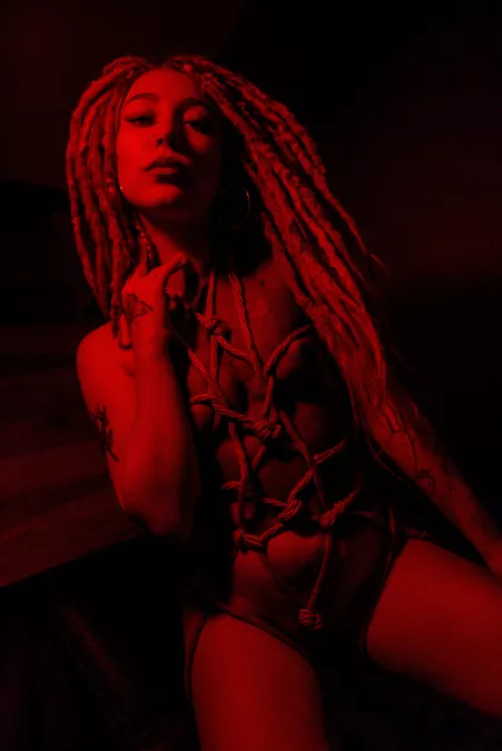 The first time I tried shibari, I honestly liked it very much [f]